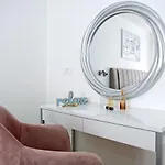 Grga-spacious 3-bedroom Апартаменти Задар