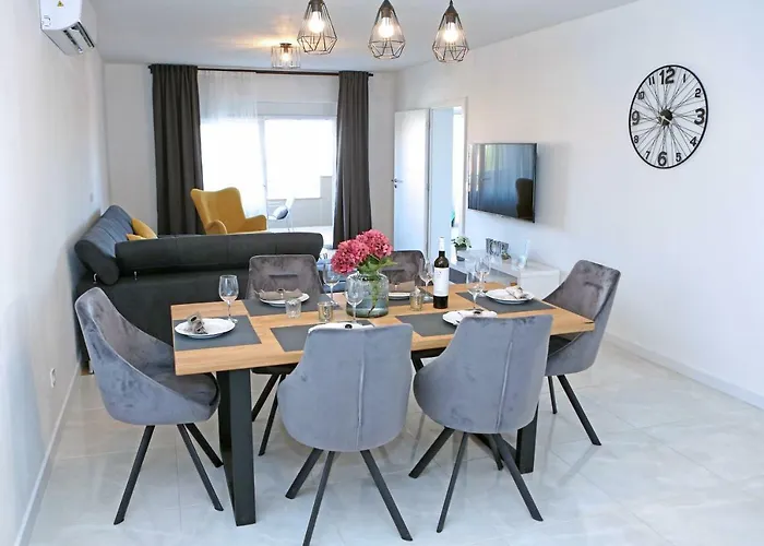 公寓 Grga 扎达尔